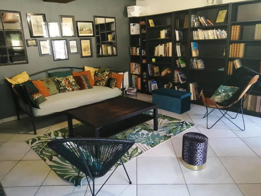 Jolie Maison En Pierre Proche Centre-Ville Cherbourg-en-Cotentin Extérieur photo